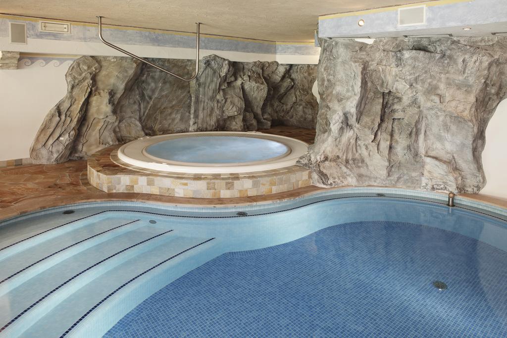 Landhotel Tharerwirt Olang Εξωτερικό φωτογραφία